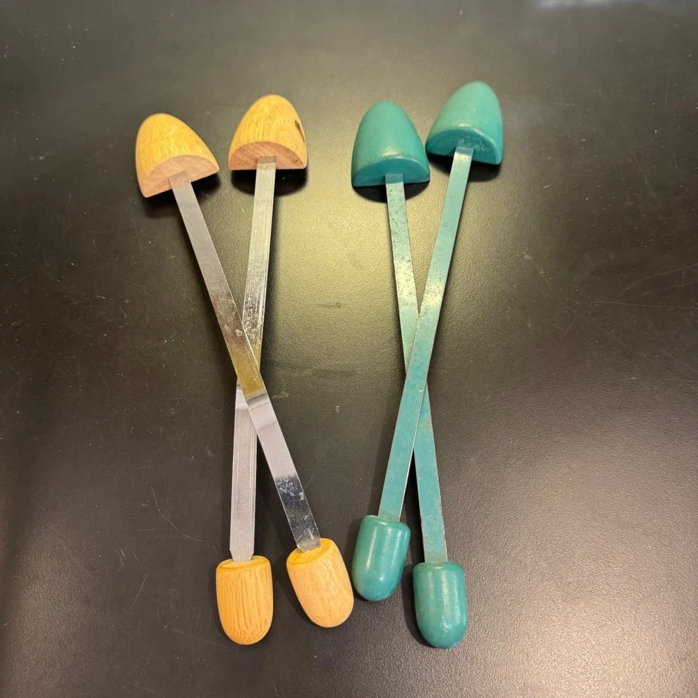 Shoe Trees Stretchers Teal Natural Wood Metal‎ Spring Tension 2 Pairs